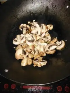 Make Plum mushrooms step 3