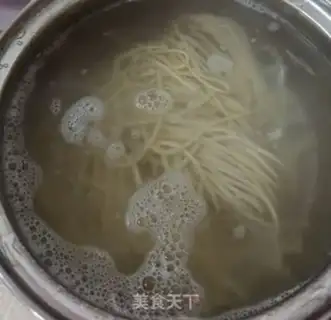 Make Beef sauce, bean bean wiring step 1