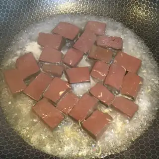 Make Pork blood step 2