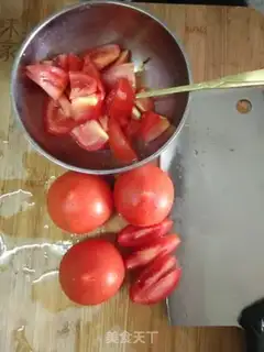 Make Tomato fried eggs step 0