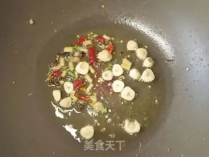 Make Tomato eggs for wheat noodles step 5