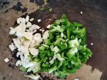 Make Frozen eggs step 1