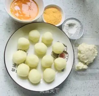 Make Cheese potato ball step 5