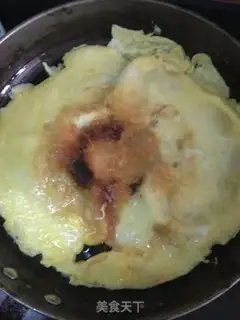 Make Tomato fried eggs step 3