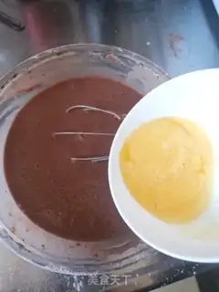 Make Coco chocolate waffles step 4