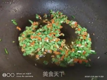 Make Soybean onion fried rice step 2
