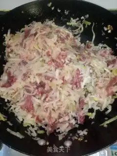 Make radish beef bun step 4