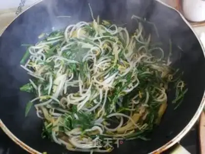 Make A green bean sprouts of cranberry step 4