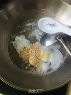 Make Egg oatmeal step 1