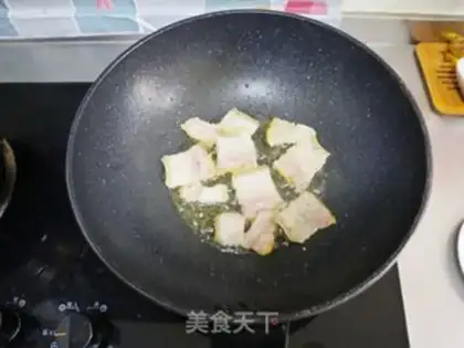 Make Spicy potato chips step 2
