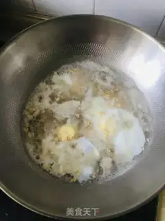 Make Egg oatmeal step 2