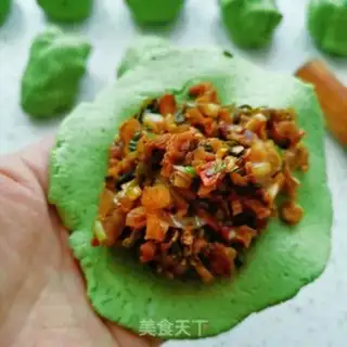 Make Pickle emigos step 16
