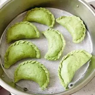 Make Pickle emigos step 18