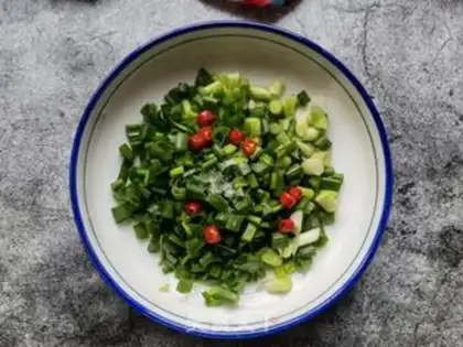 Make Frozen onions step 3