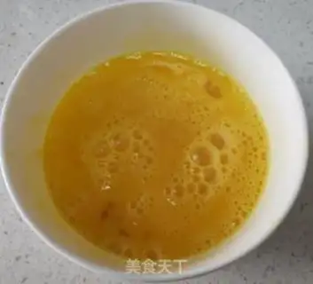 Make Spinach fried duck eggs step 0