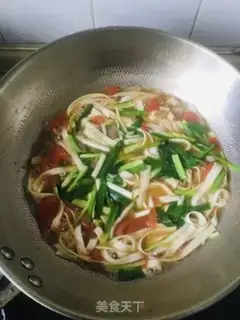 Make Tomato mushroom noodles step 5