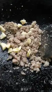 Make Meat and sweet peas step 4