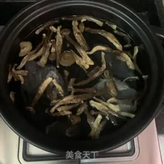 Make A deer, mushroom, chicken soup step 3