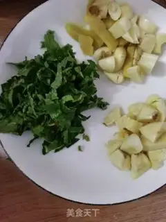 Make Mint fried sweet peas step 1