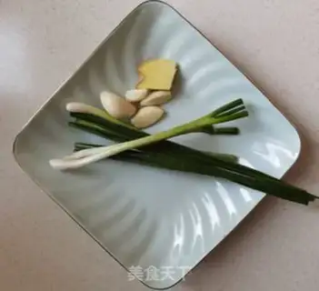 Make Sweet chicken meatballs step 1