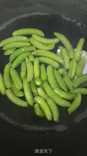 Make Mint fried sweet peas step 2