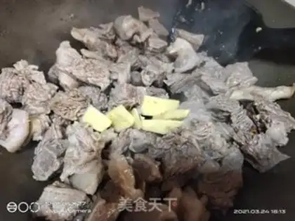 Make Potato-burning cow step 1