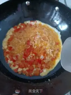 Make Plumbs, shrimp skin, fried eggs step 5