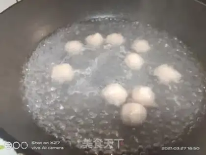 Make Shrimpball soup step 1