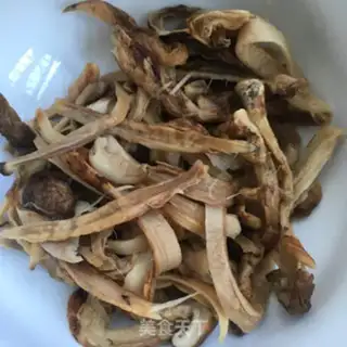 Make Fry, fried, celery step 3