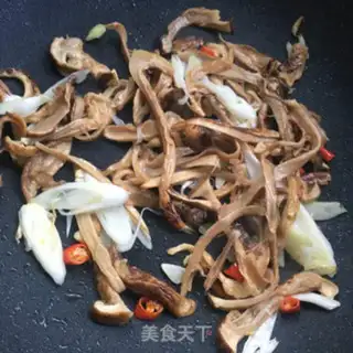 Make Fry, fried, celery step 5