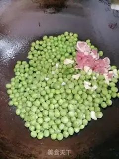 Make Spaghetti peas step 1