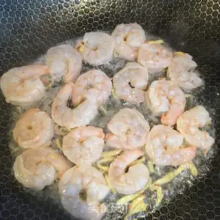 Make Shrimp fried broccoli step 3