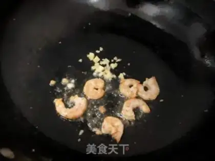 Make Eggs and shrimp spree step 5
