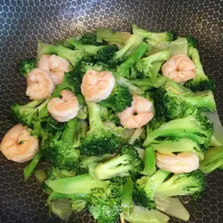 Make Shrimp fried broccoli step 6