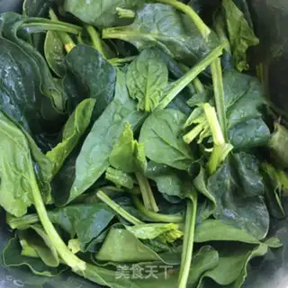 Make Spinach with root powder step 0