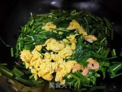 Make Eggs and shrimp spree step 7