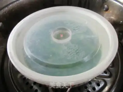 Make Steamed eggs from celery leaves step 8