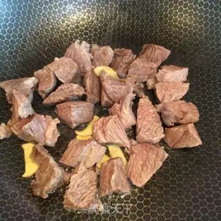 Make Curry potatoes and oxen step 4