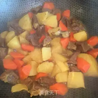 Make Curry potatoes and oxen step 7