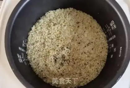 Make Three-coloured quinoa step 9