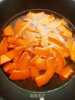 Make Salted egg pumpkin step 1