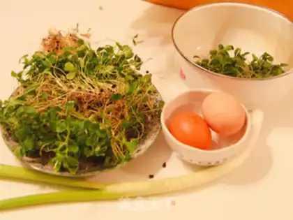 Make Smashed eggs step 0