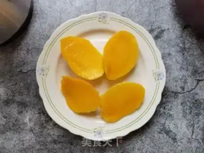 Make Mango oatmeal shake step 5