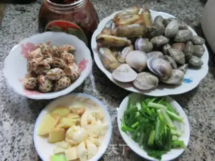 Make Spicy seafood step 0