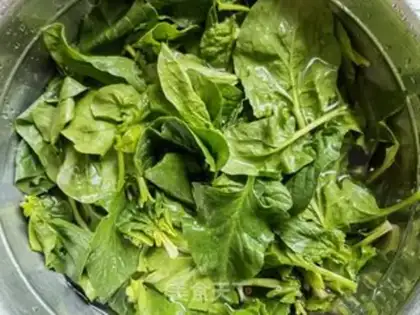 Make Steam spinach step 0