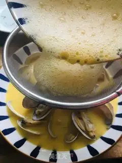 Make Flower clams and eggs step 2