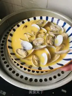 Make Flower clams and eggs step 3