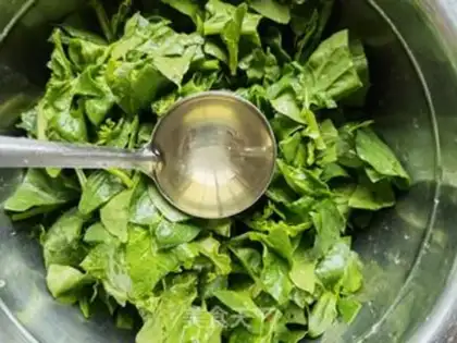 Make Steam spinach step 3