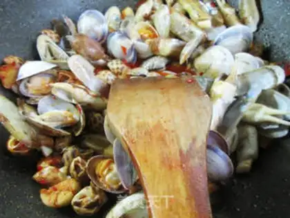 Make Spicy seafood step 6