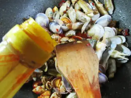 Make Spicy seafood step 7
